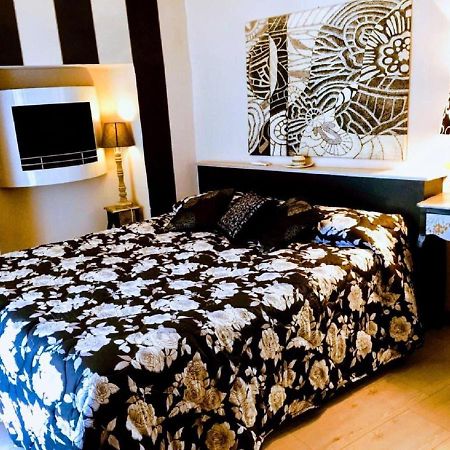 Lori'S Inn Mondovi Ngoại thất bức ảnh