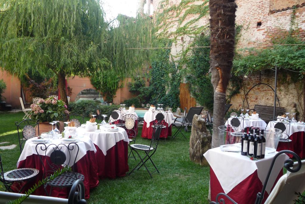 Lori'S Inn Mondovi Ngoại thất bức ảnh