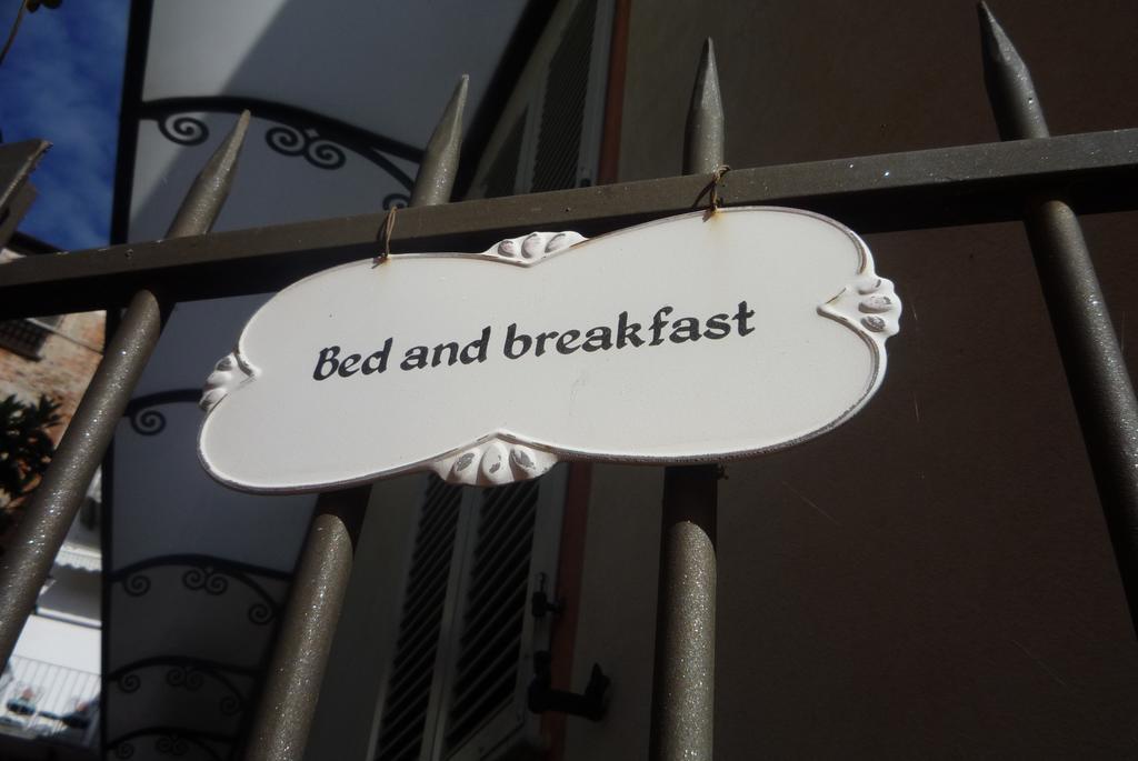 Lori'S Inn Mondovi Ngoại thất bức ảnh