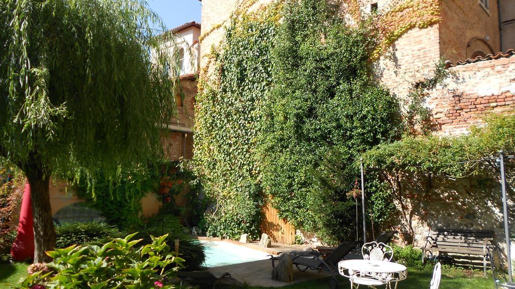 Lori'S Inn Mondovi Ngoại thất bức ảnh